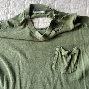 We the free distress tee